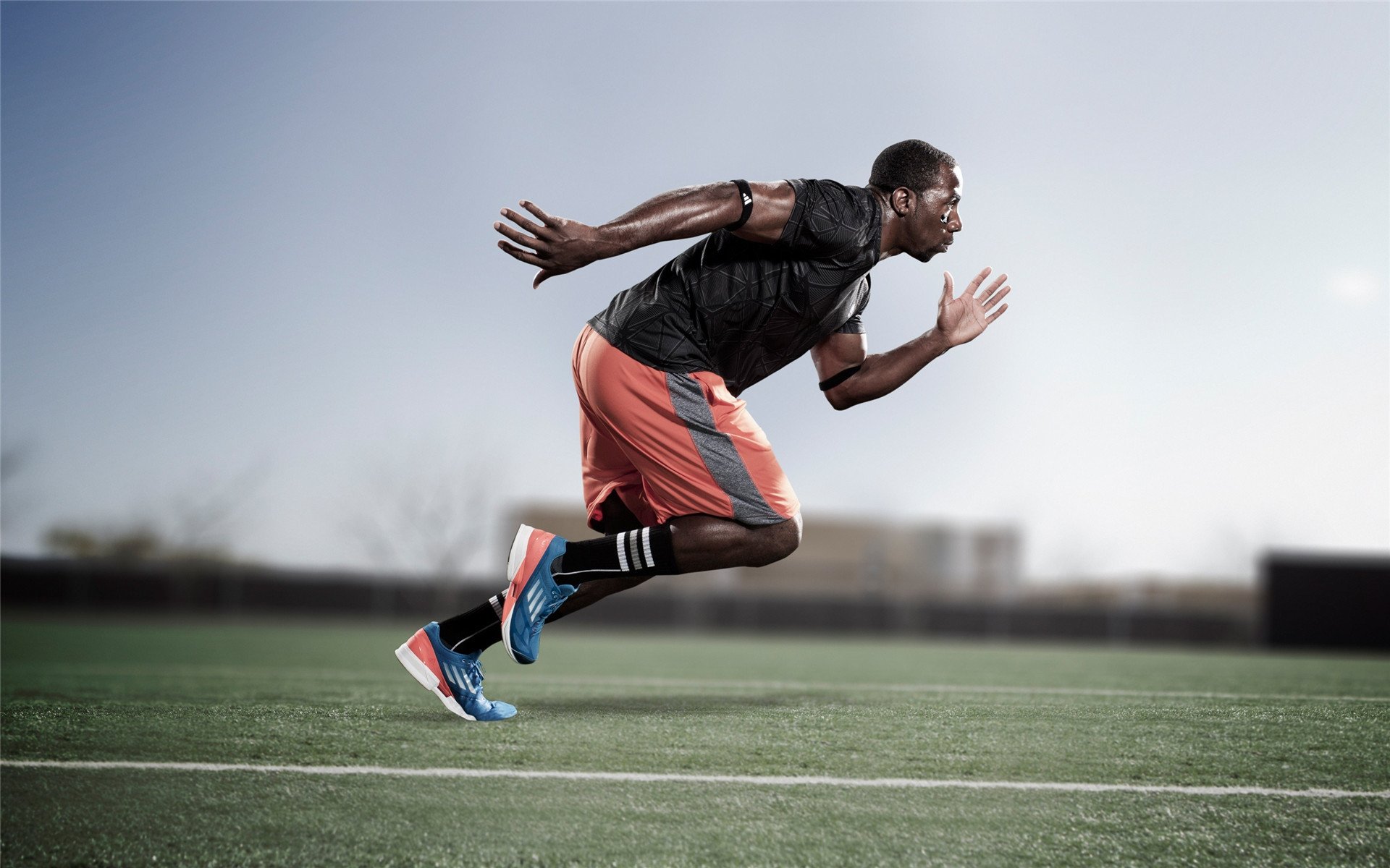 欧洲杯变阵奇兵：战术灵活，精彩不断！，70秒还原欧洲杯惊魂瞬间